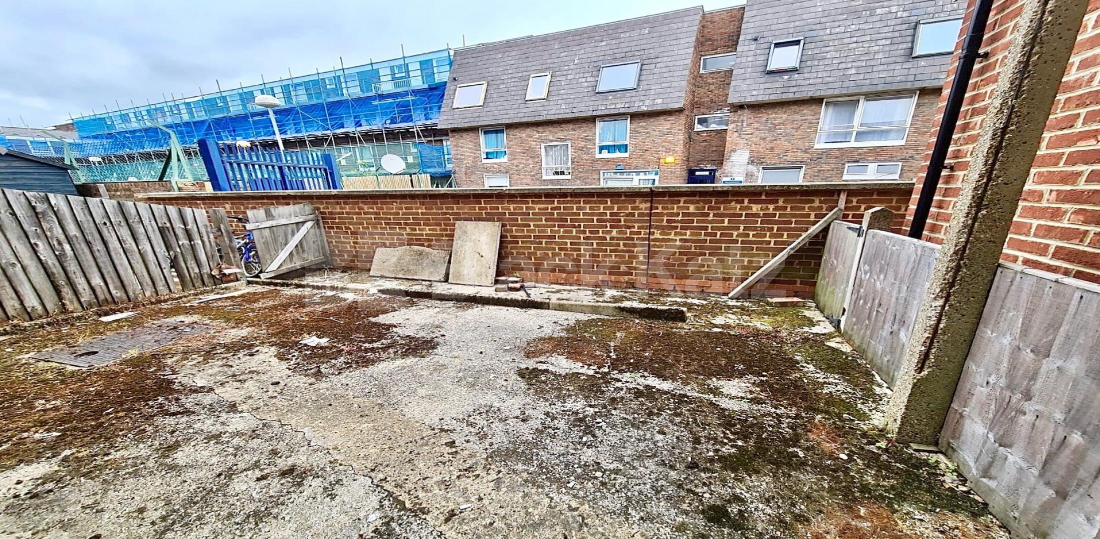 			VIRTUAL TOUR AVAILABLE!, 3 Bedroom, 1 bath, 1 reception House			 Mitford Road N19, HOLLOWAY / FINSBURY PARK